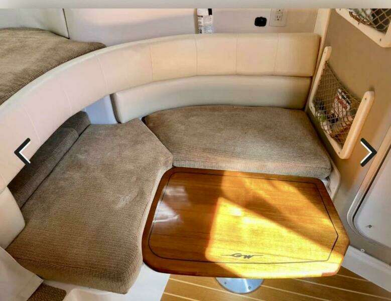 33ft Grady White Yacht For Sale