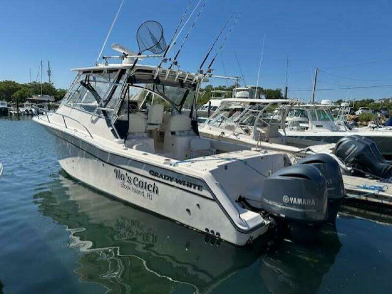 33ft Grady White Yacht For Sale