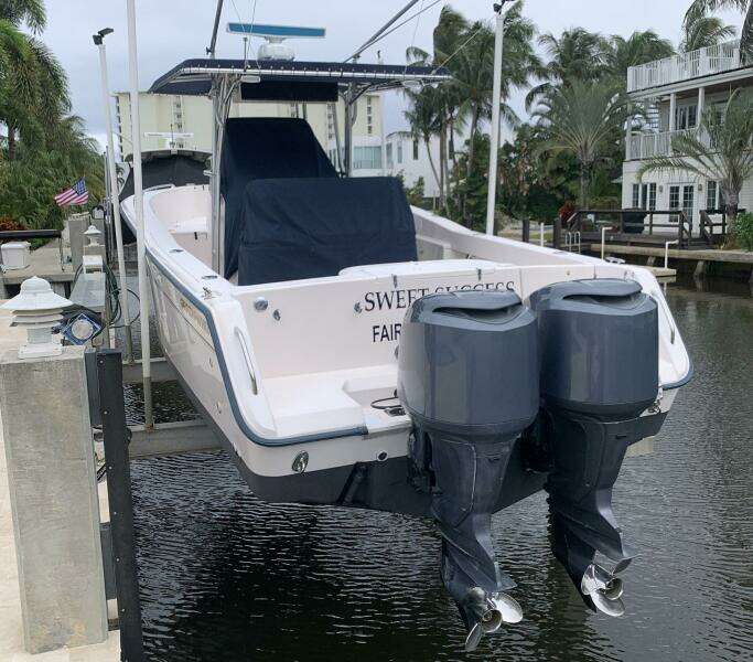 Sweet Success 30ft Grady White Yacht For Sale