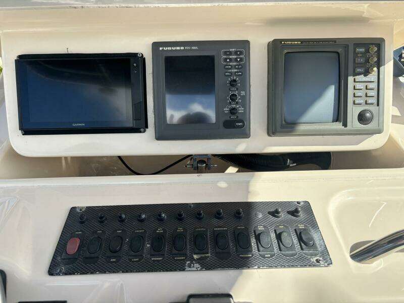 Sweet Success 30ft Grady White Yacht For Sale