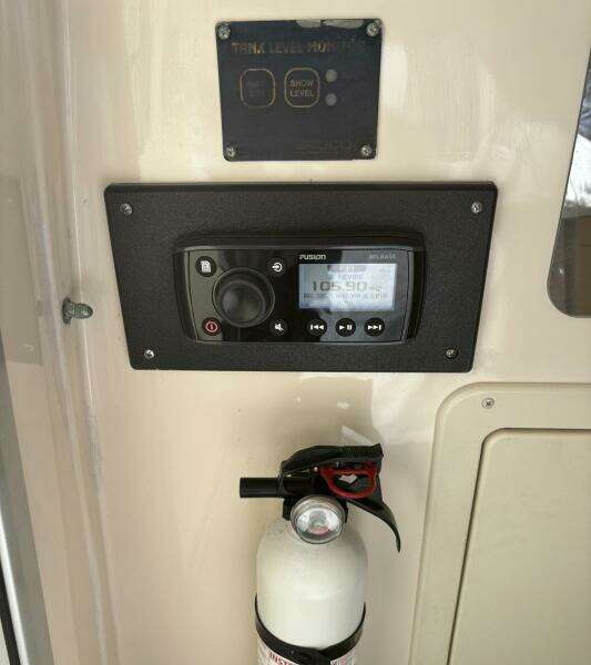 Sweet Success 30ft Grady White Yacht For Sale
