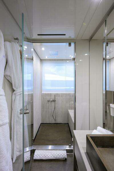 Owner Ensuite Shower