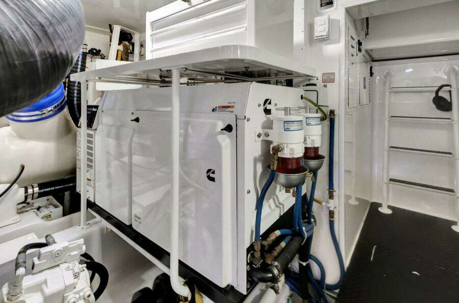 2019 Viking 68 CNV 