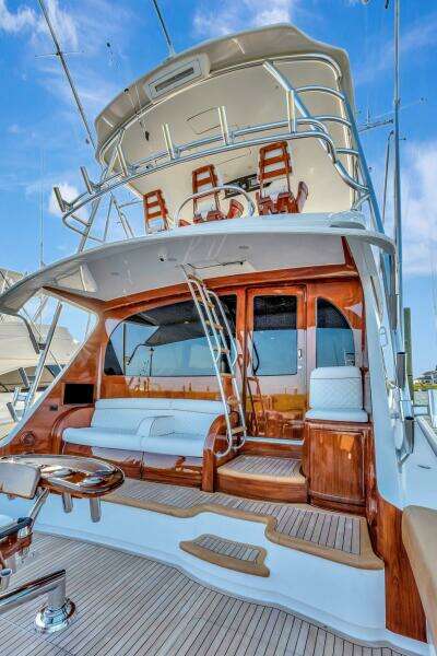 2019 Viking 68 CNV 