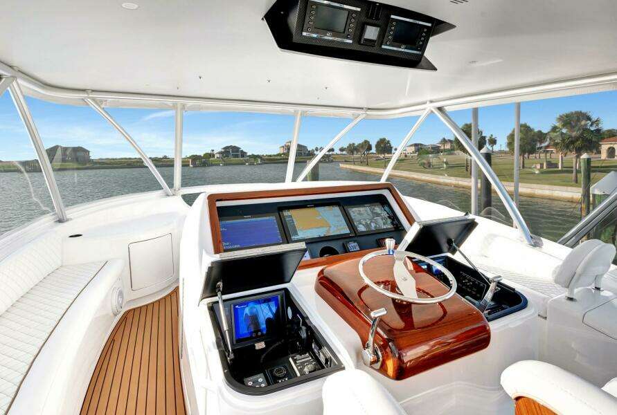 2019 Viking 68 CNV 