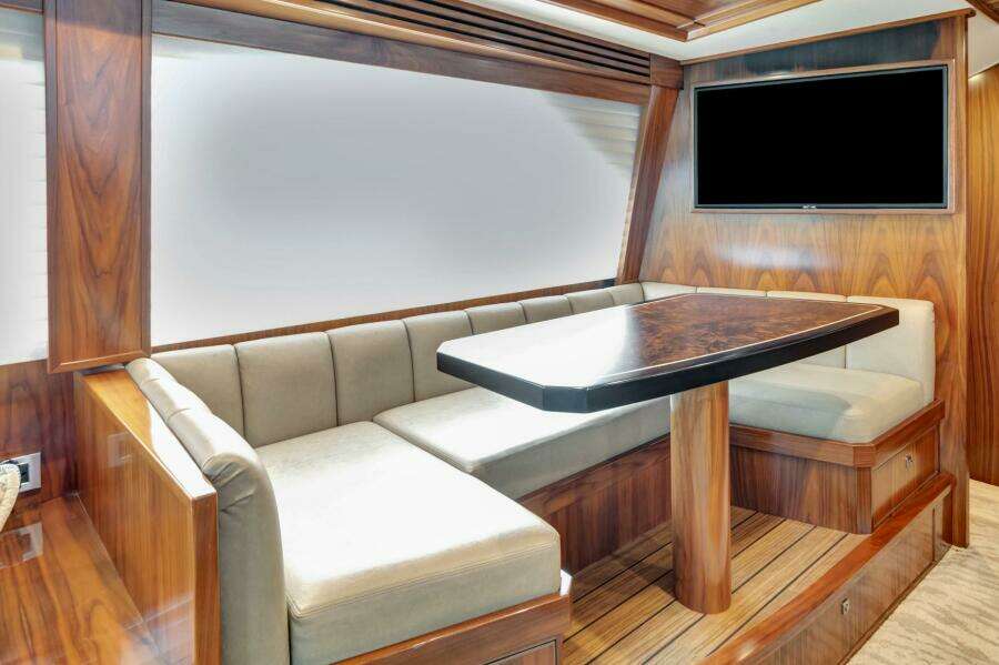 2019 Viking 68 CNV 