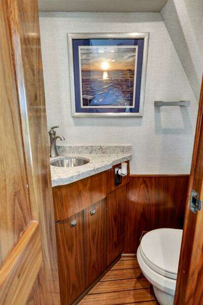 2019 Viking 68 CNV 