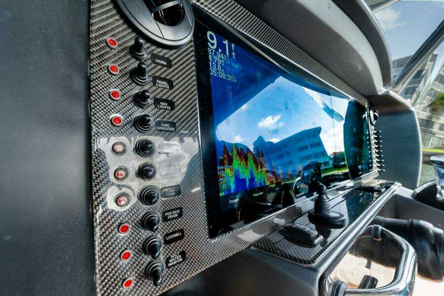 Helm Station Helm Station