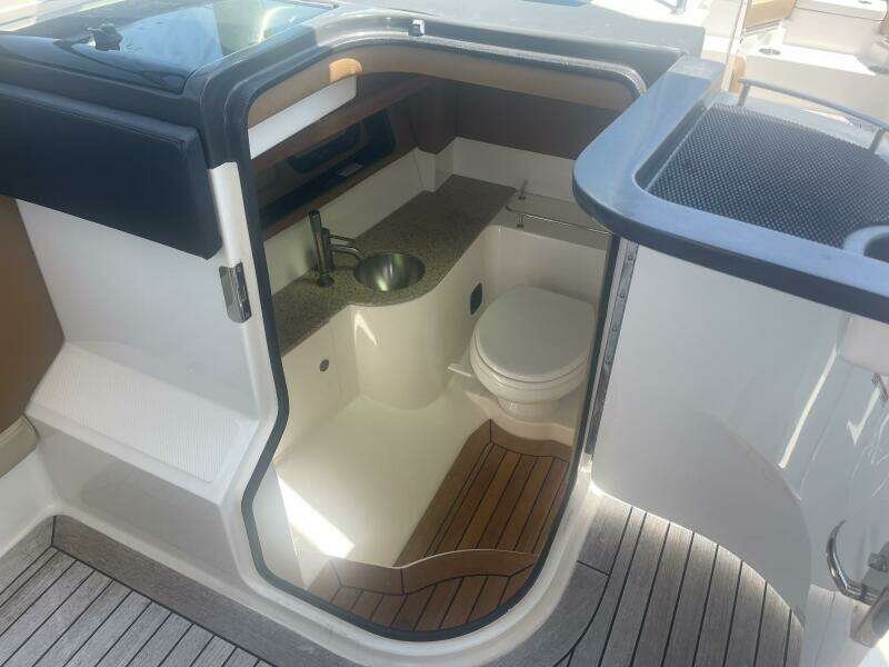 35ft Sea Ray Yacht For Sale