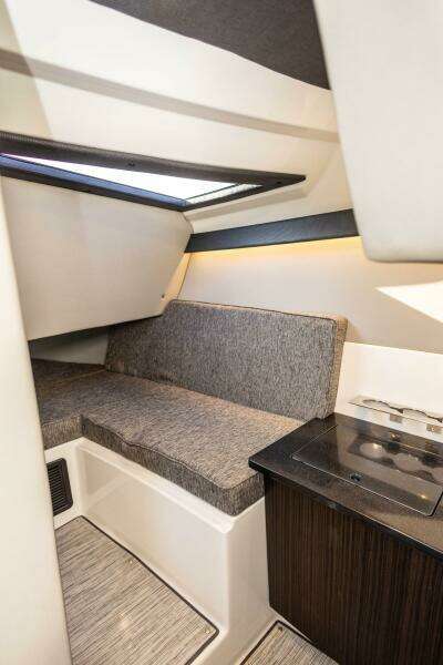 33ft Cobalt Yacht For Sale