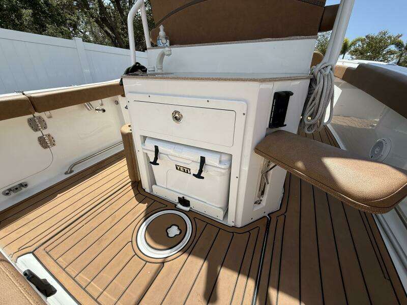 26ft Sea Hunt Yacht For Sale
