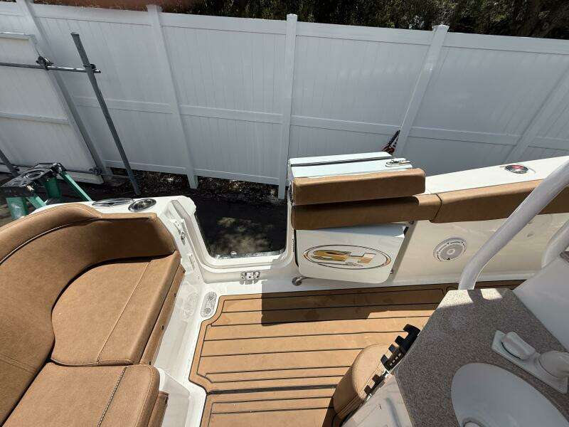 26ft Sea Hunt Yacht For Sale