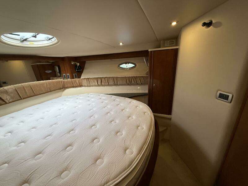 Diamonds Wild 41ft Meridian Yacht For Sale