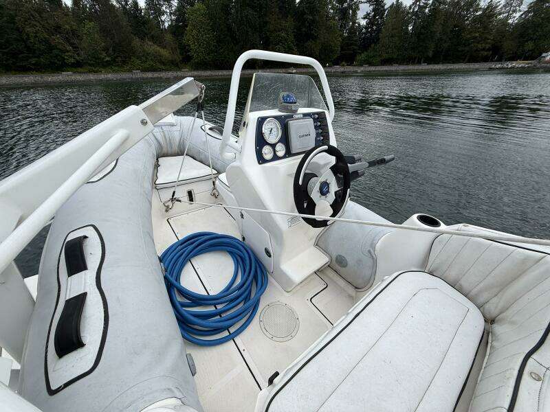 Diamonds Wild 41ft Meridian Yacht For Sale