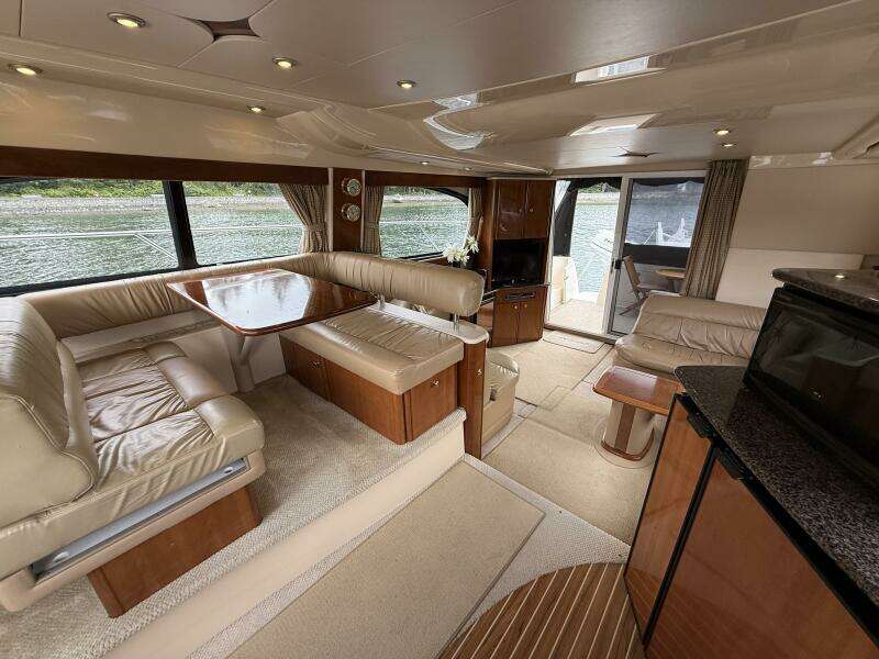 Diamonds Wild 41ft Meridian Yacht For Sale