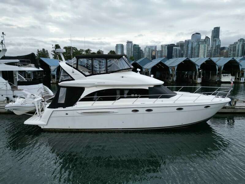 Diamonds Wild 41ft Meridian Yacht For Sale