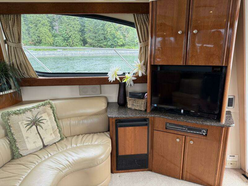 Diamonds Wild 41ft Meridian Yacht For Sale