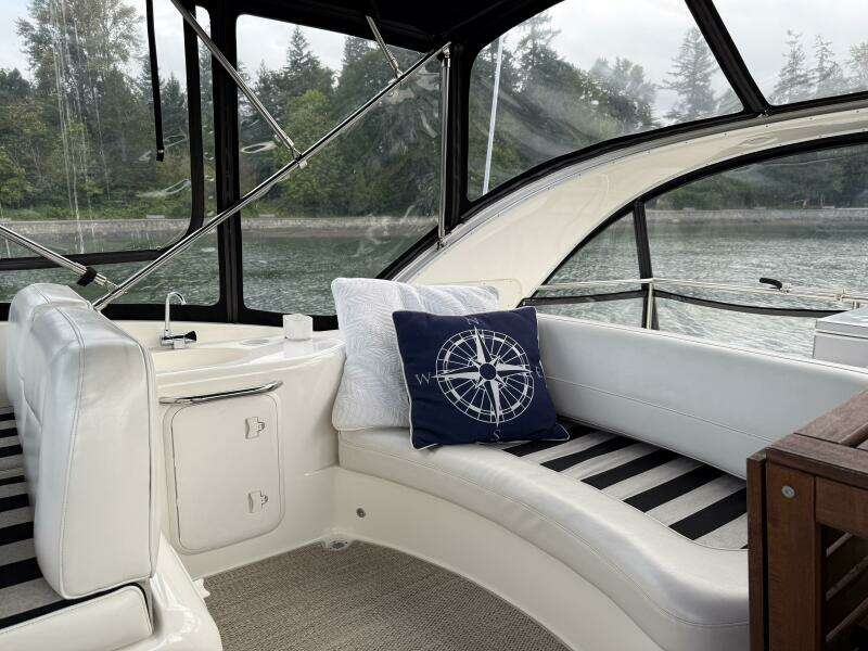 Diamonds Wild 41ft Meridian Yacht For Sale