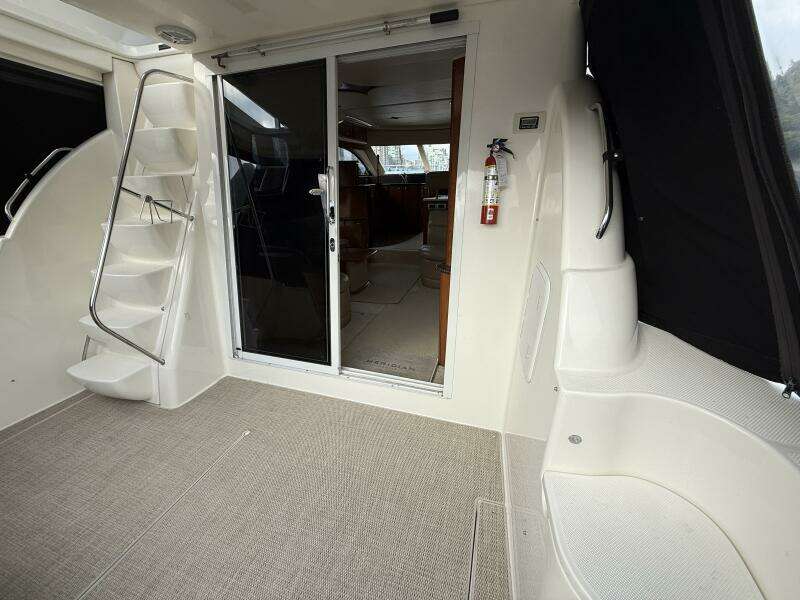 Diamonds Wild 41ft Meridian Yacht For Sale