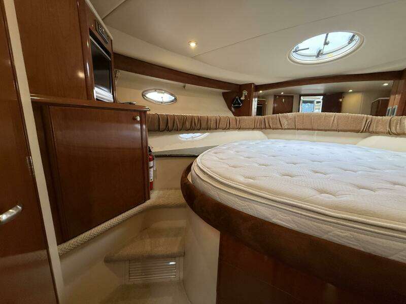 Diamonds Wild 41ft Meridian Yacht For Sale