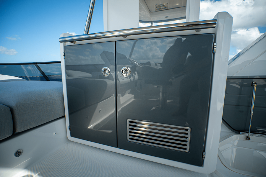 53ft Azimut Yacht For Sale