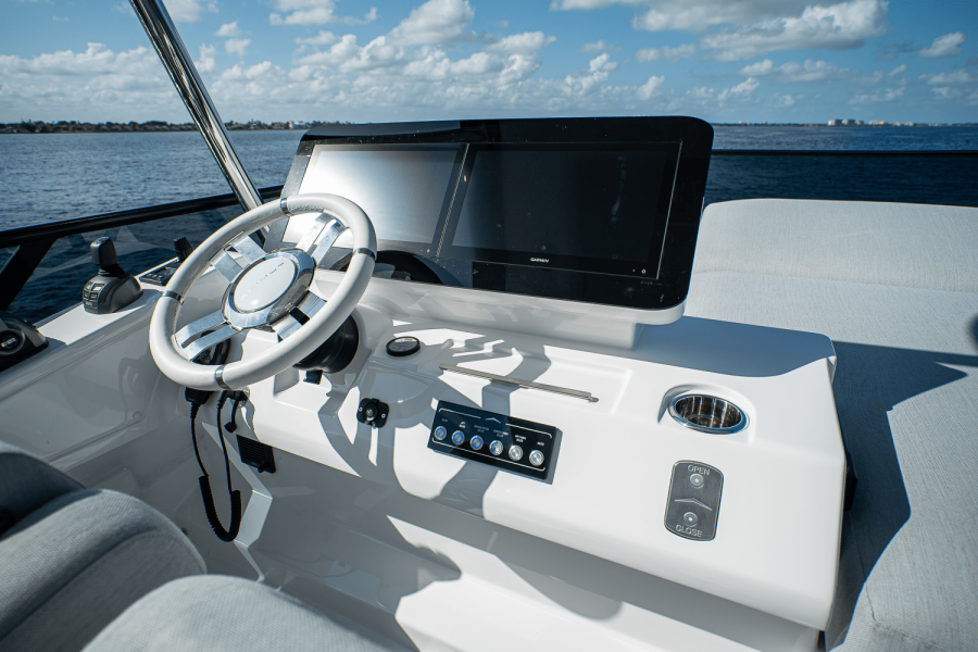 53ft Azimut Yacht For Sale