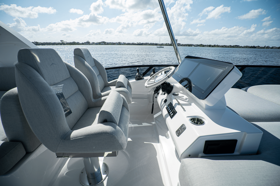 53ft Azimut Yacht For Sale