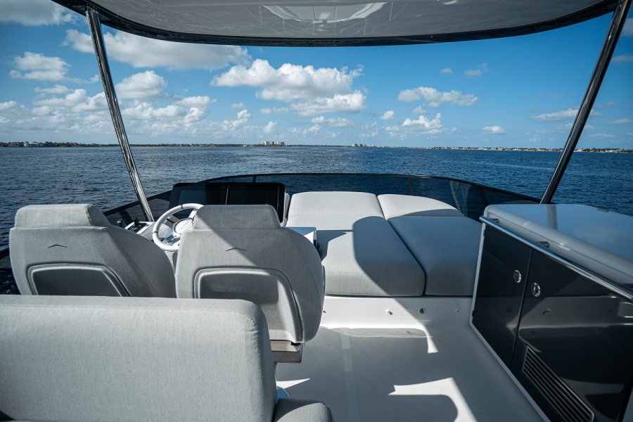 53ft Azimut Yacht For Sale