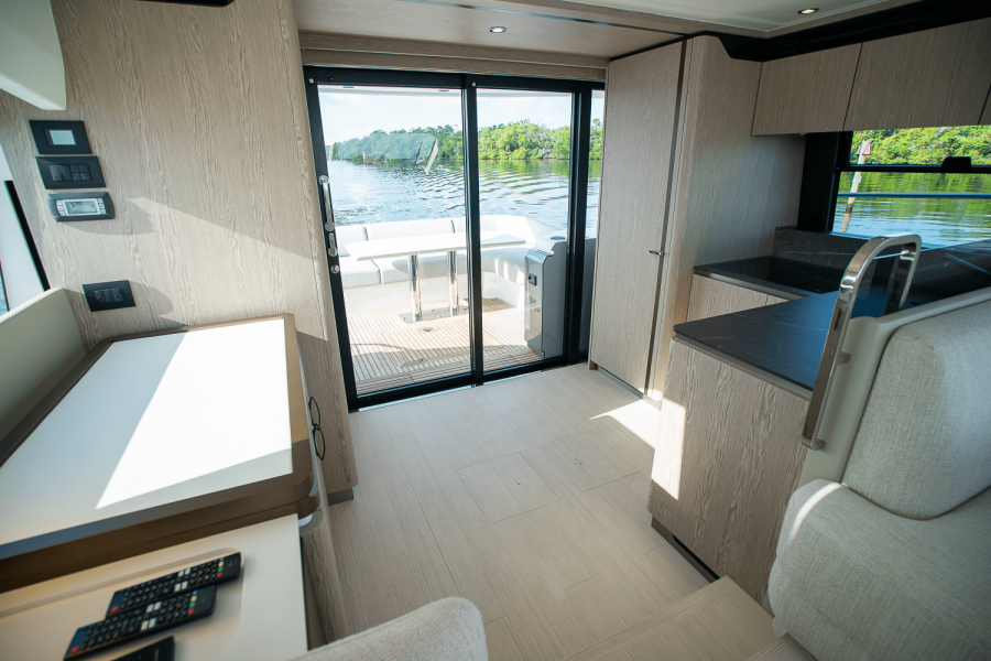53ft Azimut Yacht For Sale