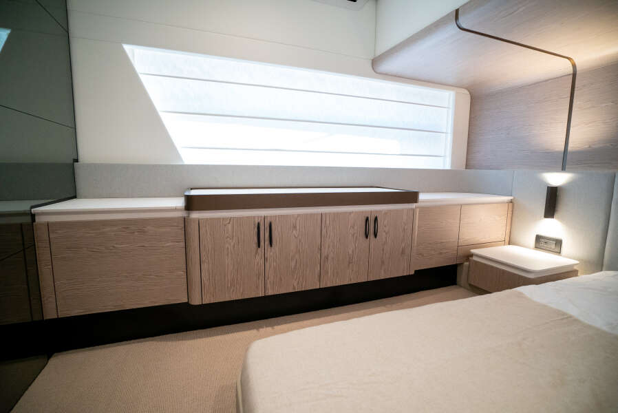 53ft Azimut Yacht For Sale