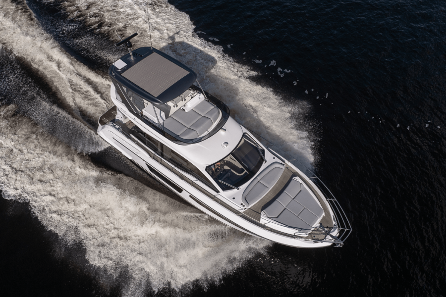 53ft Azimut Yacht For Sale