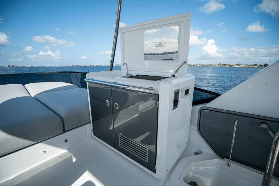 53ft Azimut Yacht For Sale