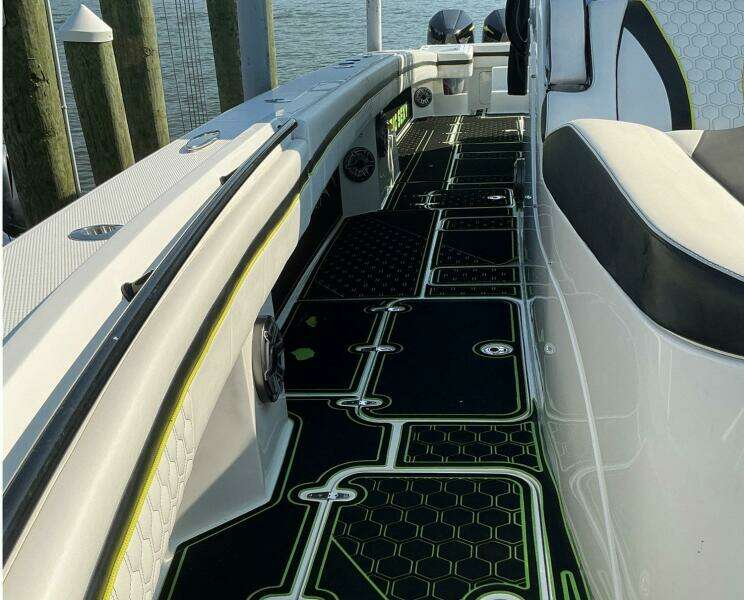 Big Sexy 42ft Prowler Yacht For Sale