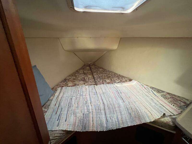 Pursuit 38ft Hunter Yacht For Sale