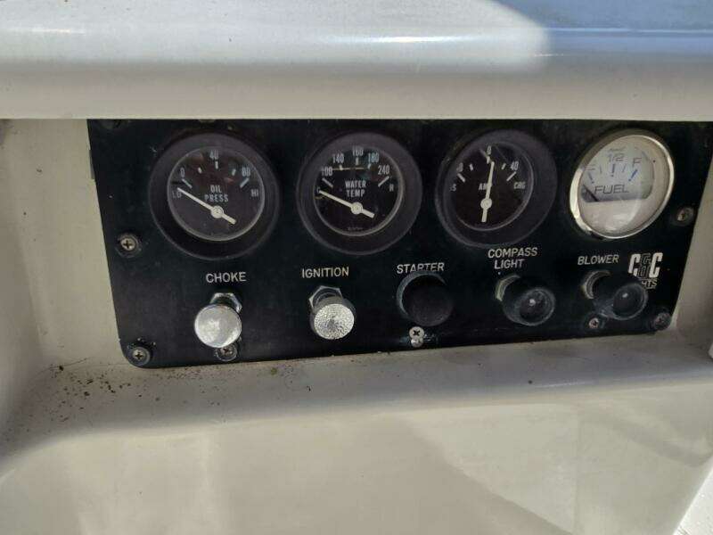 34ft C amp C Yacht For Sale