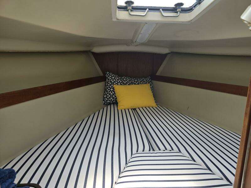 34ft C amp C Yacht For Sale