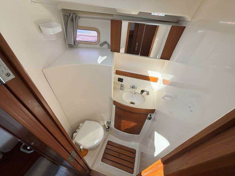 Windancer 41ft Wauquiez Yacht For Sale