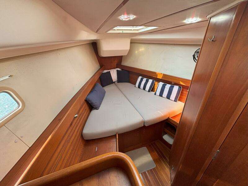 Windancer 41ft Wauquiez Yacht For Sale