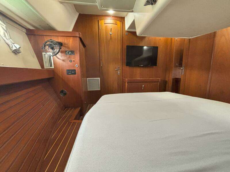 Windancer 41ft Wauquiez Yacht For Sale