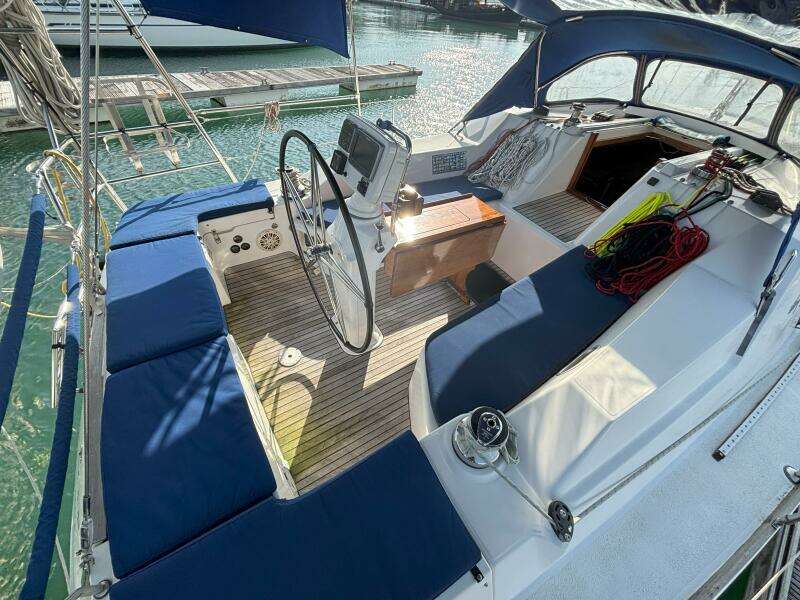 Windancer 41ft Wauquiez Yacht For Sale