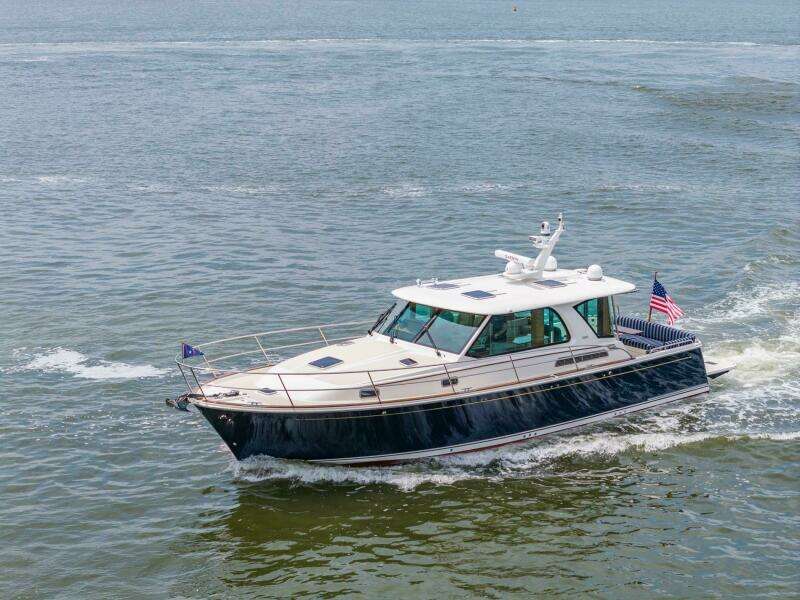 Stars  amp  Stripes 43ft Sabre Yacht For Sale