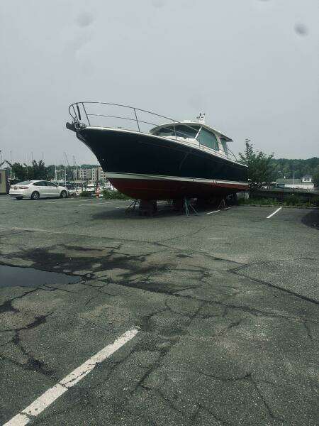 Stars  amp  Stripes 43ft Sabre Yacht For Sale