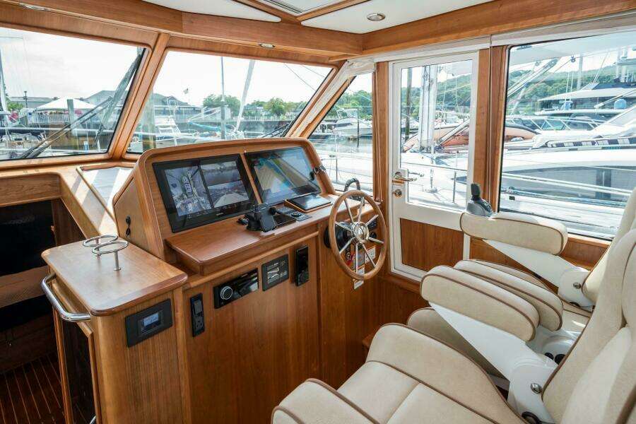 Stars  amp  Stripes 43ft Sabre Yacht For Sale