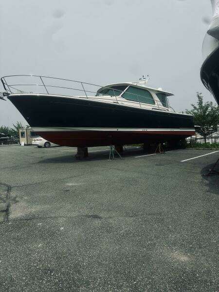 Stars  amp  Stripes 43ft Sabre Yacht For Sale