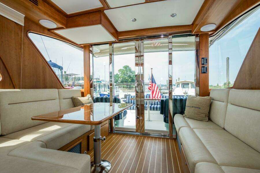 Stars  amp  Stripes 43ft Sabre Yacht For Sale