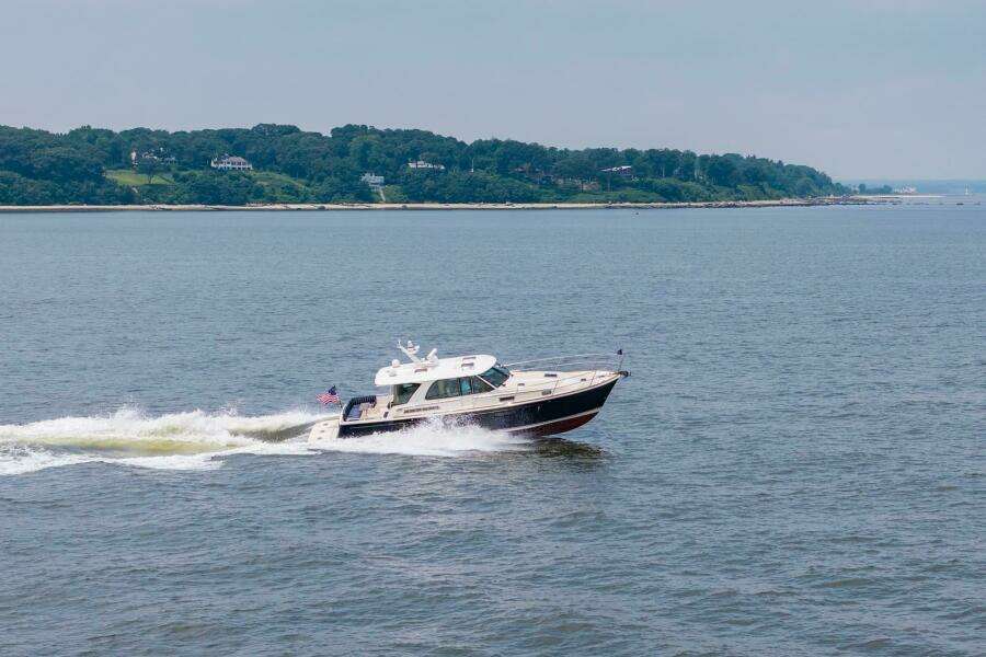 Stars  amp  Stripes 43ft Sabre Yacht For Sale