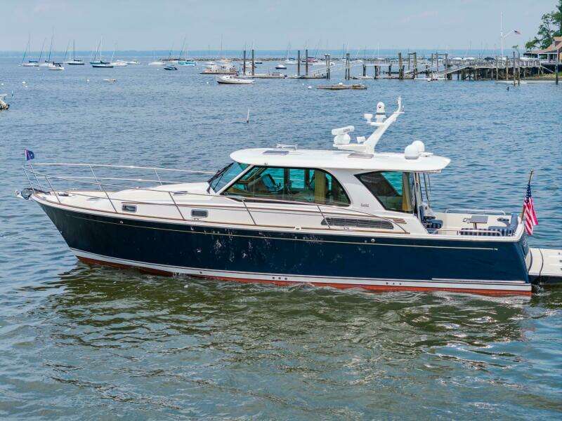 Stars  amp  Stripes 43ft Sabre Yacht For Sale