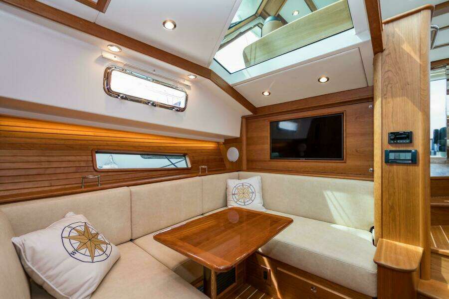 Stars  amp  Stripes 43ft Sabre Yacht For Sale