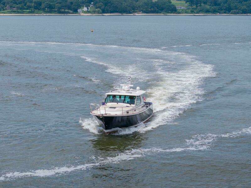 Stars  amp  Stripes 43ft Sabre Yacht For Sale