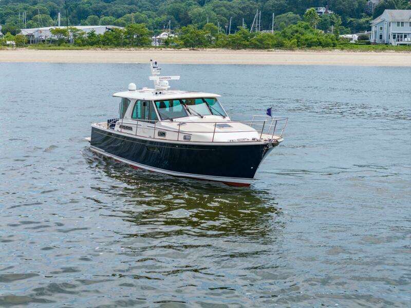 Stars  amp  Stripes 43ft Sabre Yacht For Sale